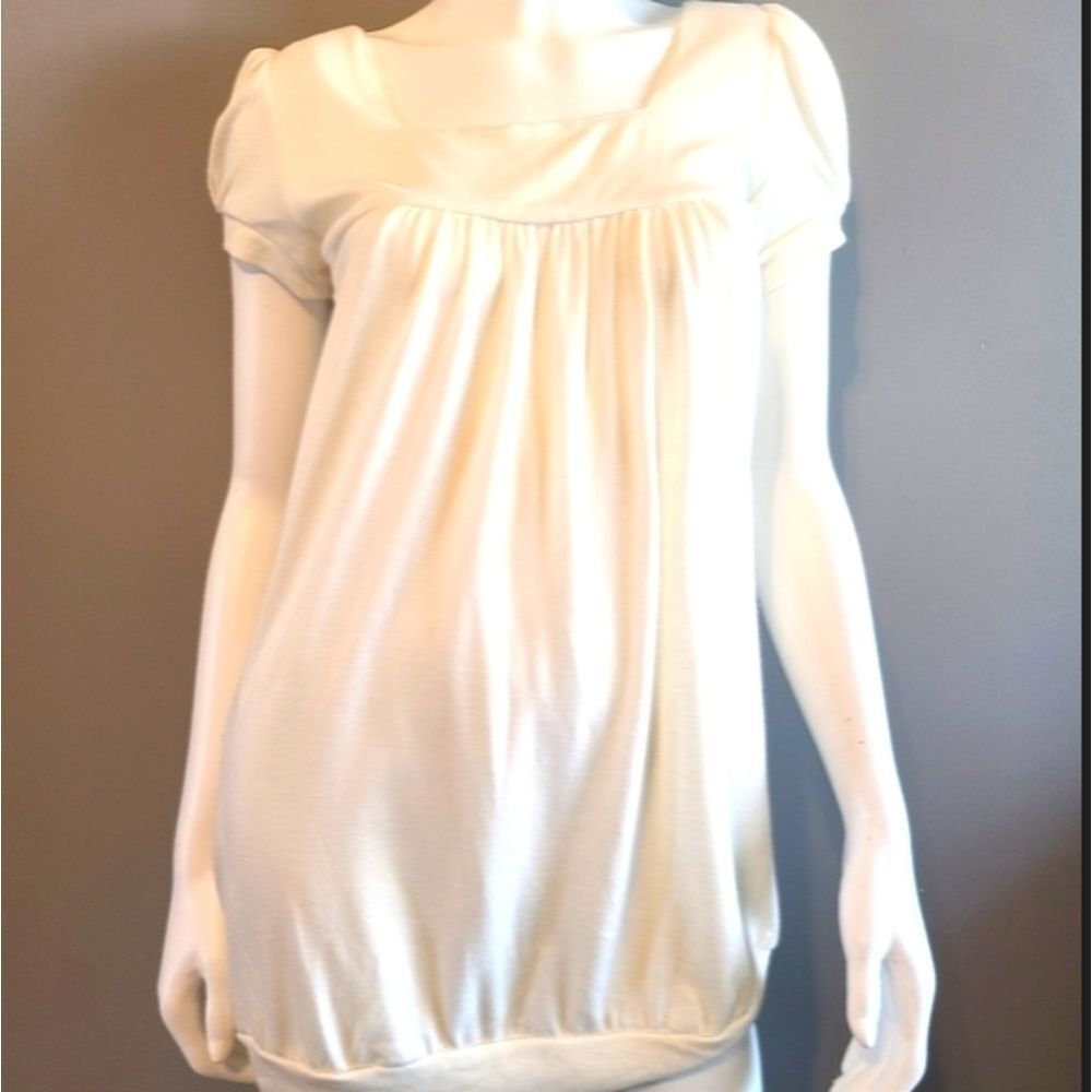 Sixteen Cream Short Sleeved Knit Tunic Top Women’s Size Medium